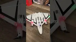 E-flite Ultrix 600 rc plane with wing lights installed