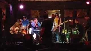 Local live Tulsa blackbird pearl district jam n flo