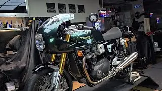 トライアンフ　スラクストンFE ファイナルエディション　ペイントプロテクションフィルム施工　バイクPPF 東京　神奈川　千葉　埼玉