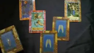 How to Give an Angel Card Reading for a New Love Relationship