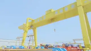 Gantry crane with double girder crane design for hoisting heavy duty loads, outdoor gantry crane