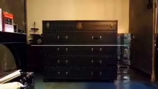 MUSE FURNITURE LAB - Tailor Made Trunk