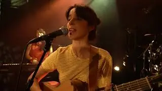In&egrave;s Damaris - No One's Monkey (Live)