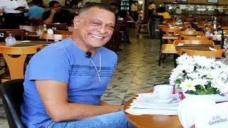 RENATO PIABA &Eacute; GAY? Humorista conta hist&oacute;ria in&eacute;dita na estreia do Podcast Caf&eacute; com Genefax