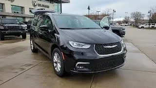 2024 Chrysler Pacifica Touring L IL Chicago, Evanston, Highland Park, Deerfield, Northbrook