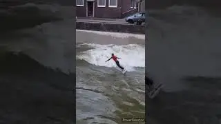 Rif 010 Surfpool in Rotterdam