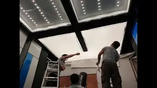 Sản phẩm trần xuy&ecirc;n s&aacute;ng Barrisol trắng cho văn ph&ograve;ng line v&agrave; khổ lớn