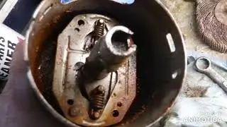 1964 Triumph Spitfire Distributor Dis-assembly You Must Remove The Oil Pump Gear Pin