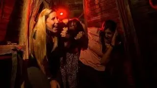 Alone in the Halloween House - Halloween Horror Nights 24