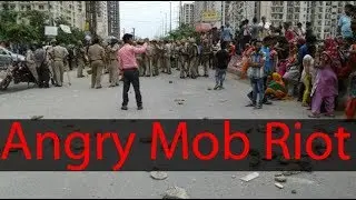 Complete: Mahagun Moderne society attacked by mob(Noida’s Sector 78)