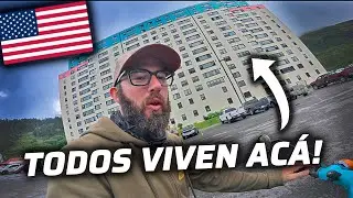 TODA LA CIUDAD VIVE EN ESTE EDIFICIO DE ALASKA😱👀 | WHITTIER🇺🇲