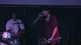 McBelow (Live at Radio Nacional)