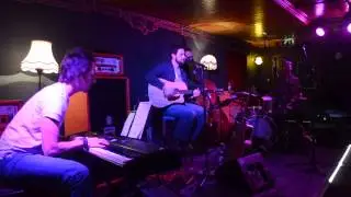Is there a difference? - live at the BelloBar