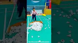She cleaned badminton shuttle cocks in seconds 😲😲 #shorts  #shortvideo  #wholesome