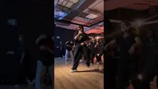 S&aacute;cala en basiquito 🦍🔥 #Sacala #jeremyramos #Jeremyramoschoreography #verano2025 #dance #baile