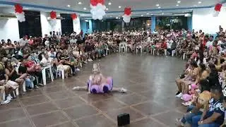 ALESSA DE PAULA 2 princesa.  Apresentação Rainha do Baião Mix da Reino de São João