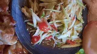 #Spicy Papaya Salad with Baked Pork#Let's eat together with sticky rice#