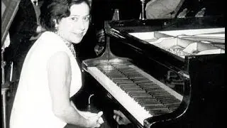 Alicia de Larrocha plays Beethoven - Sonata in Eb, Op.31, No.3 (1972 Live)