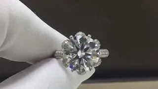 Dazzle with a 5 Ct D Color Moissanite Snowflake Queen Wedding Ring in 925 Silver