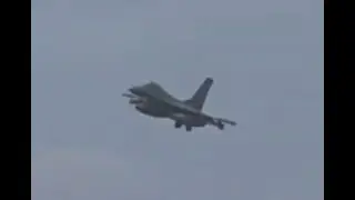 badly recorded very close f16 flyover (&aring;ben hede 2022)