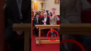Kindness ❤️ Stranger Gave Shoes to a Homeless Man in Church! #kindness #church