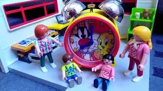 PLAYMOBIL QUEDATE EN CASA