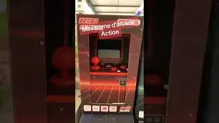 Mini borne d&rsquo;arcade de jeux vid&eacute;o r&eacute;tro chez Action #jeuxvid&eacute;o #retrogaming #magasinaction #action