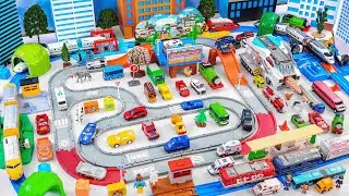 組み立てと評価 トミカワールド：トミカタウンロードプレイセットと 高速列車付き