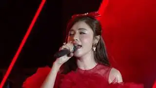 កំពូលតារាចម្រៀង សុខ ពិសី ច្រៀងបទ ប៉ាកូនស្រលាញ់គេហើយ ឡើង កក្រើត ឆាក ( Cambodia Beer Mega Concert )