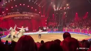 I cavalli del Turkmenistan della Troupe Galkinish al 47° Festival di Monte-Carlo
