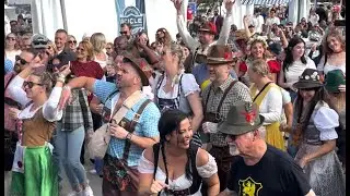 The World Famous Chicken Dance (FULL VIDEO) West Coast Prost!  Live at Leavenworth #Oktoberfest 2024