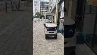 &ldquo;Korea&rsquo;s Drink Cart with Moving Eyes 👀🤖&rdquo;