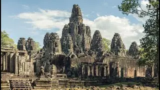ХРАМ БАЙОН КОМПЛЕКСА АНГКОР (The Bayon temple in Angkor Thom. Angkor. Cambodia)