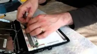 Laptop Screen Replacement / How to Replace Laptop Screen Acer Aspire One 532h-2326