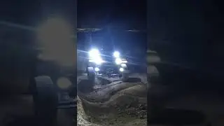 OFF ROADING AT NIGHT #offroad #4x4 #jeepwrangler #nightwheeling #explore #adventure #rocklights
