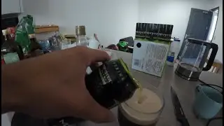 Trying Guinnster in hyper slow motion