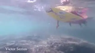 Victor Santos surfando na Indon&eacute;sia 2017