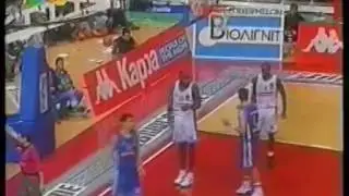 Dean Garrett PAOK blocks