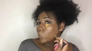 HOODED EYE CHOCOLATE BROWN GLITTER CUT CREASE. BROWN SKIN