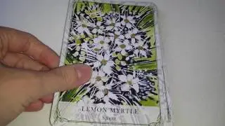 Australian Wildflower Reading Cards flipthrough