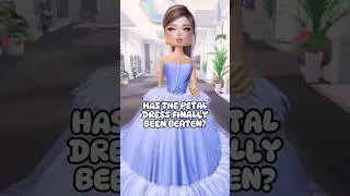 HAS THE PETAL DRESS FINALLY BEEN BEATEN?? 🤩 #dresstoimpress #dti #roblox