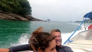Passeio de lancha sete praias Ubatuba-SP 