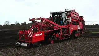 dewulf RA 5060 , JohnDeere 6155R mit Dezeure Überlader.