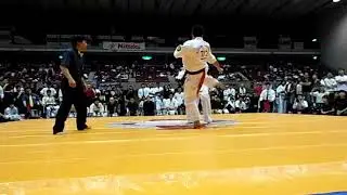 KARATE CHIEFEC - MAURICIO COMPITIENDO EN TOKIO JAPÓN-