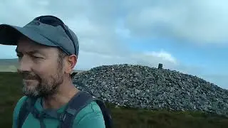 Passage tombs in Wicklow, walking and painting 😊