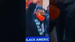 migrants call Black Chicago citizens lazy and said they don't want to work at City Hall meeting😳😳
