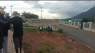 ROAD TRIP TO NAMANGA BORDER.bike rides are the best😂🚴