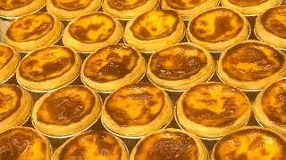 Lord Stow&rsquo;s Bakery owner in Macau shows how their world famous egg tarts are made! Rare tour!