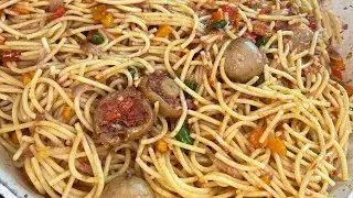 ASMR cooking of Garlic Mushrooms & Minced Beef Spaghetti