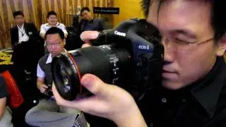 2/2: Canon 1D Mark IV Continuous Burst @ 10 FPS (with a fast CF memory card)